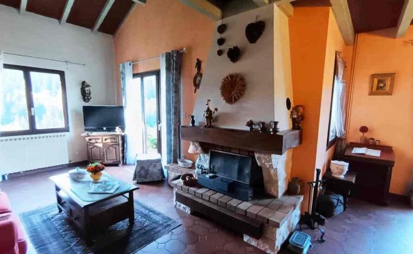 43b0c8ac-d06f-4582-8c02-7825a8bf611e