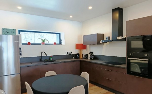 0933c245-7612-4978-9148-3ee12660eed1