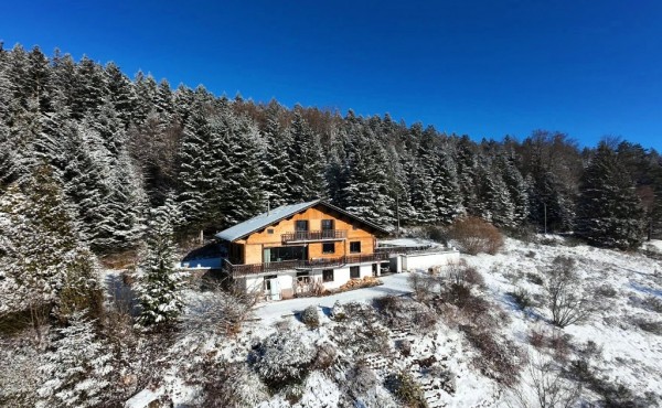 39bc30c8-99f3-4e5d-a57d-265d7edcb6bf